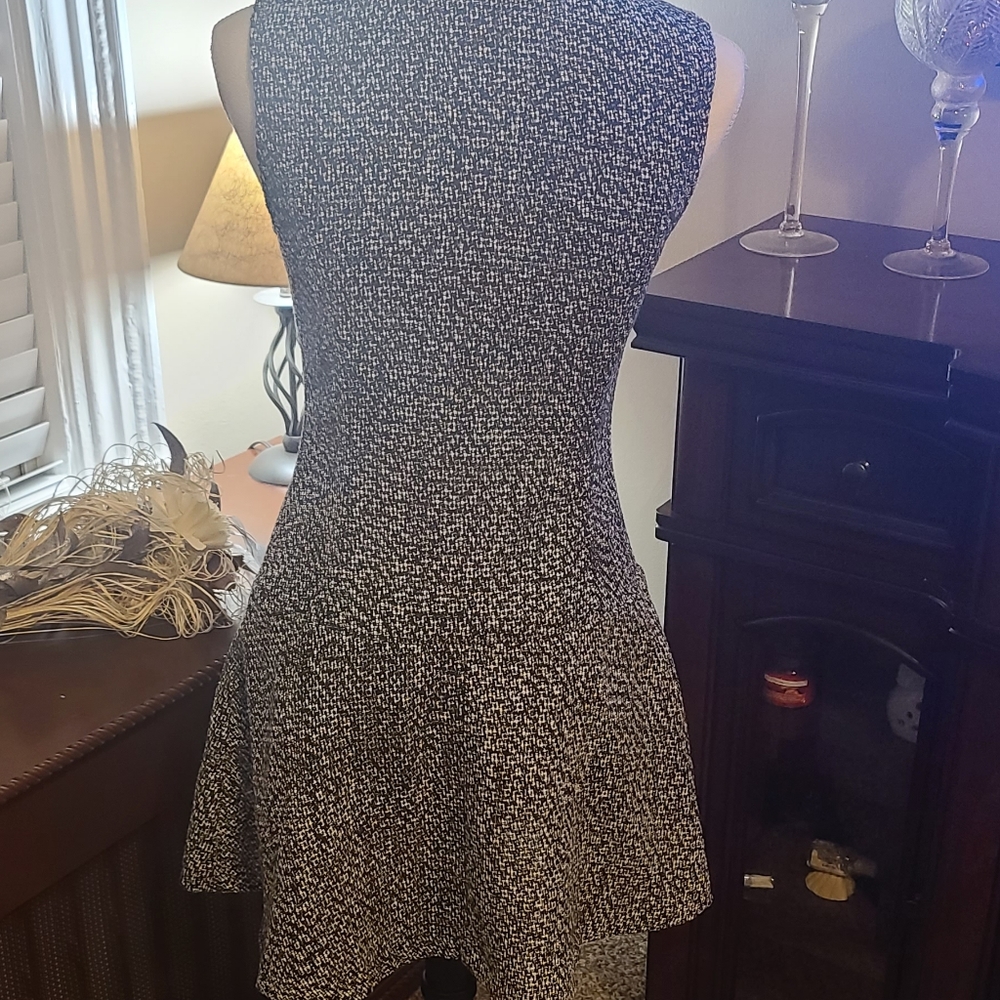 VENUS DRESS - Picture 3 of 4